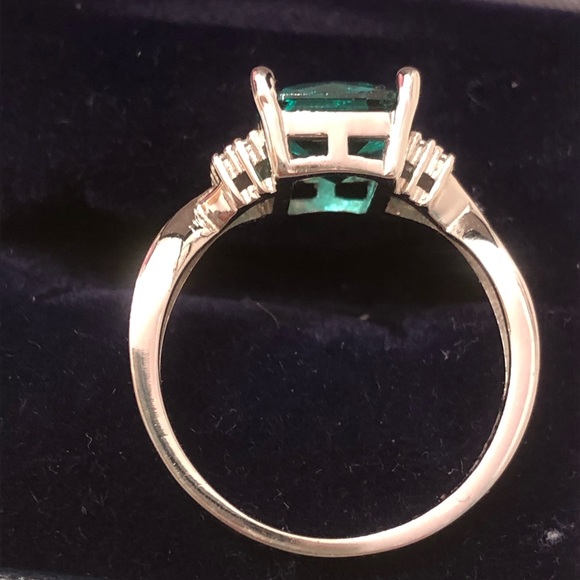 NWOT Sterling Silver Created Emerald Cut Paraiba Tourmaline Ring - Picture 3 of 10